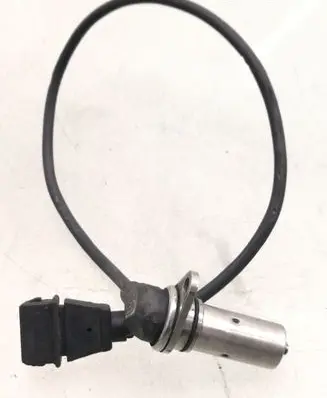 Volkswagen PASSAT B5 Crankshaft position sensor 028907319B