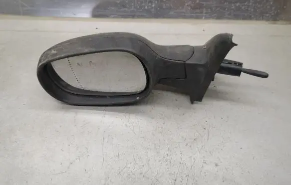 Nissan Micra Manual wing mirror 011031