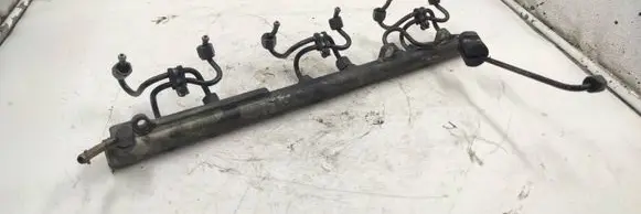 BMW 5 E60 E61 Fuel main line pipe 7788679 0445216008
