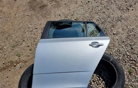 Skoda Fabia Mk2 (5J) Rear door