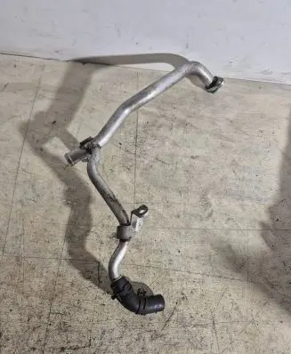 Coolant pipe/hose