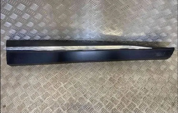 Nissan X-Trail T33 Front door trim (molding) 808706RA0B