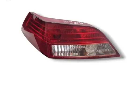 Ford Focus Rear/tail lights 6N41-13405-A