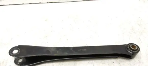 KIA Sportage Rear upper control arm/wishbone