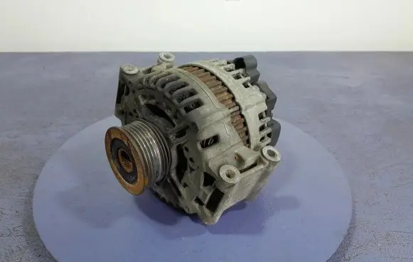 Audi A6 S6 C6 4F Generator/alternator 06E903016M
