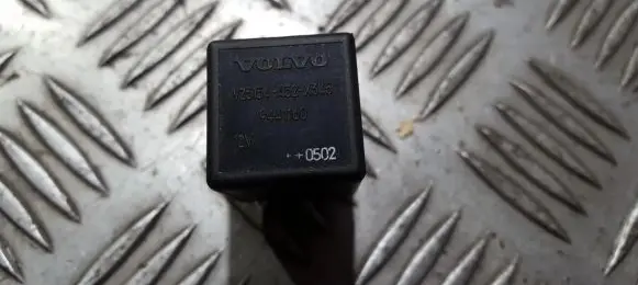 Volvo V50 Other relay 9441160 v23134-a52-x345