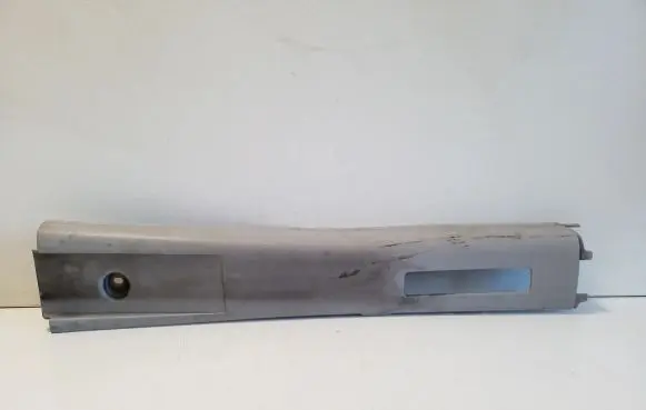 Iveco Daily 5th gen (B) pillar trim (top) 500337383 5801263767