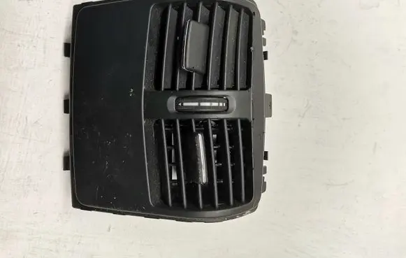 Mercedes-Benz CLS C218 X218 Other center console (tunnel) element A2188300354