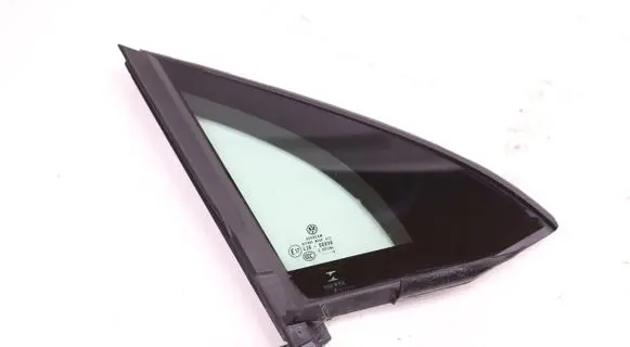 Volkswagen Tiguan Rear side window 5NA845114