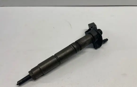 Mercedes-Benz CLK A209 C209 Fuel injector A6420700587 050624 0445116