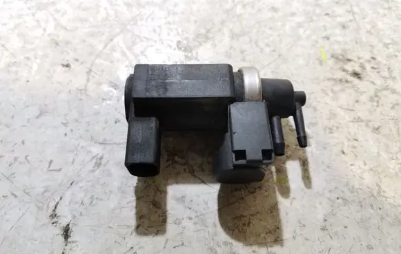 Audi A6 S6 C6 4F Vacuum valve 059906628A