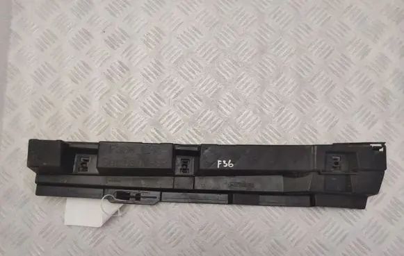 Sill/side skirt trim