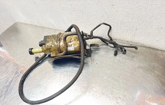 Opel Astra G Power steering pump 26076592 L23D001000 9156554