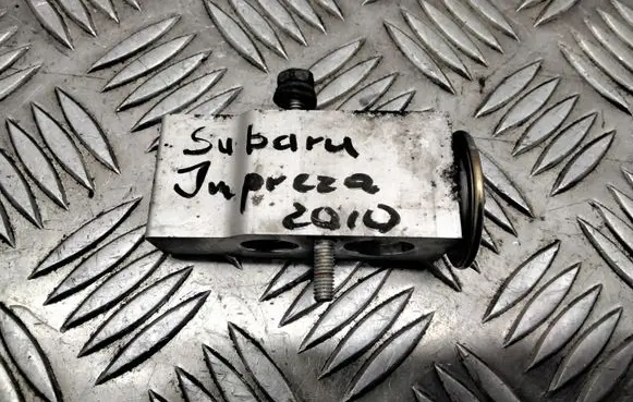 Subaru Impreza III Air conditioning (A/C) expansion valve 