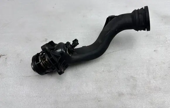 Mercedes-Benz S W222 Engine coolant pipe/hose A2782000815