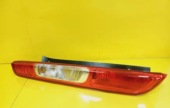 Ford Focus Rear/tail lights 4M51-13405-A