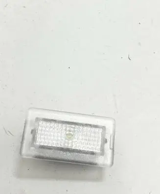 Tesla Model 3 Other interior light 100715190E 4032012 1NNJ1315000