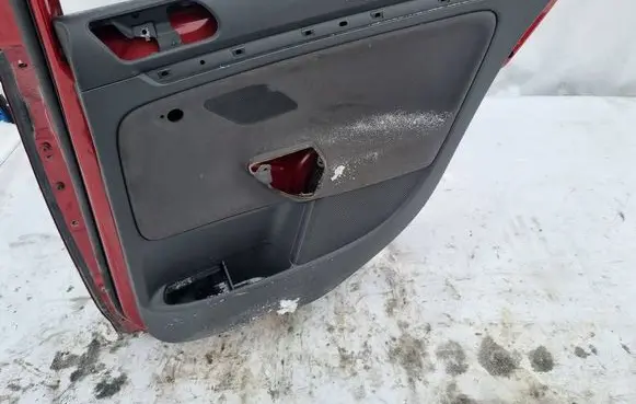 Volkswagen Jetta V Rear door card panel trim 