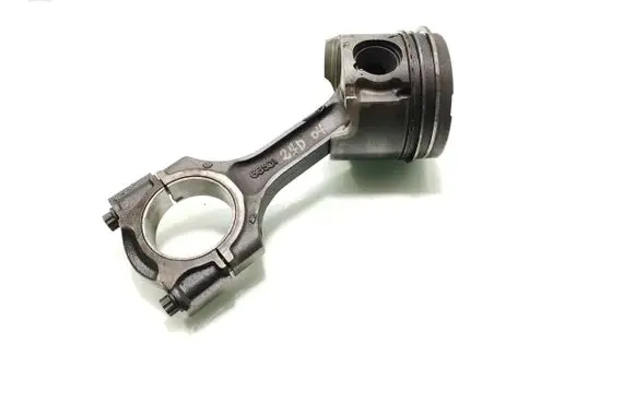 SsangYong Rexton Piston with connecting rod 