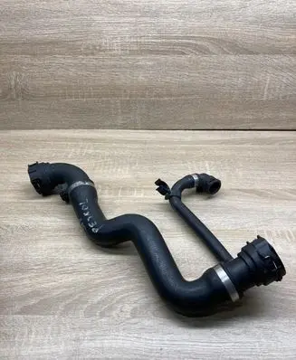 BMW X5 E53 Engine coolant pipe/hose 1436375 7519427