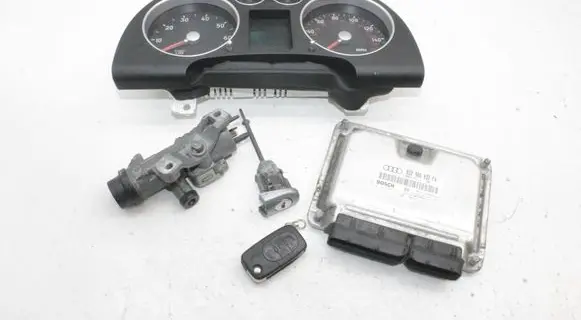 Audi TT Mk1 Engine ECU kit and lock set 022906032FA 0261208591