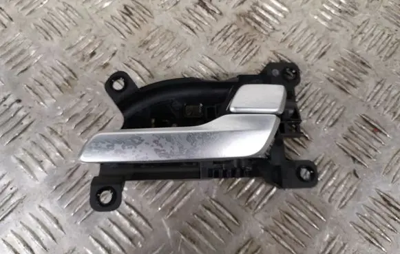 Hyundai Santa Fe Front door interior handle 82620S2000