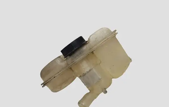 Ford C-MAX II Coolant expansion tank/reservoir 8V618K218AE 8V618K218DE AV418K218DA