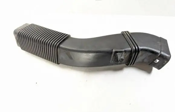 BMW 5 F10 F11 Air intake duct part 7811597 4631760 19385510
