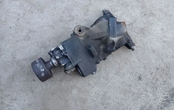 Volvo XC90 Rear differential 8653553 08683632