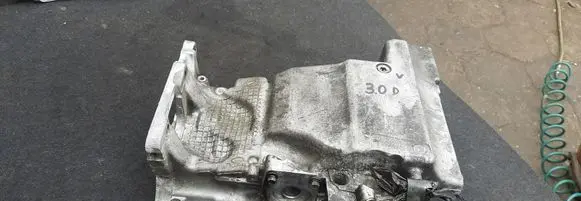 Infiniti QX70 S51 Oil sump 8200901593