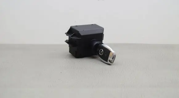 Mercedes-Benz B W246 W242 Ignition lock A2469058101