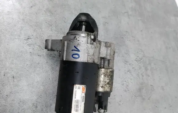 Peugeot 207 Starter motor S0568