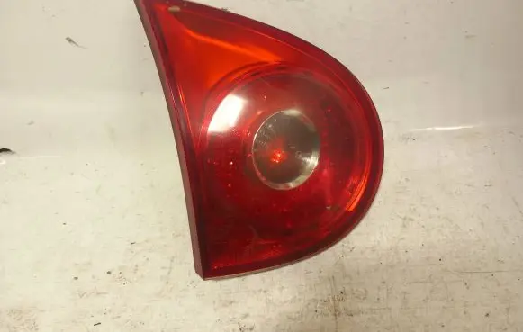 Volkswagen Golf V Tailgate rear/tail lights 285001