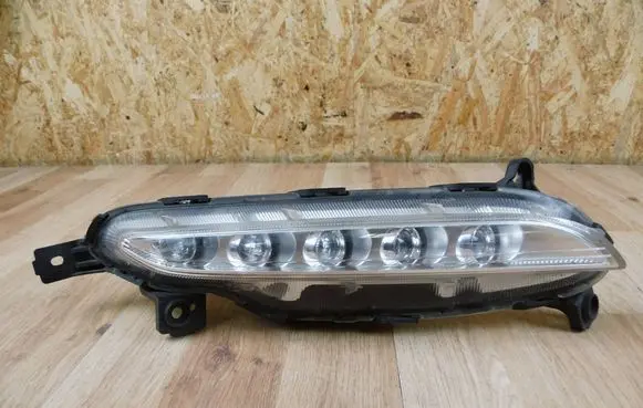 Hyundai Tucson TL LED Daytime headlight 92208D7000
