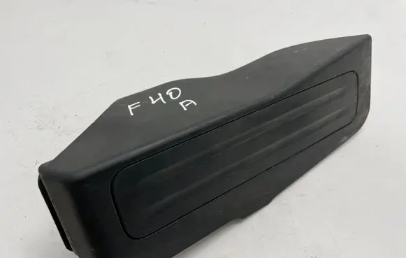 BMW 1 F40 Foot rest pad/dead pedal 7298834