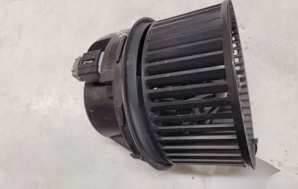 Ford Focus C-MAX Heater fan/blower 1736007103 3M5H18456AD