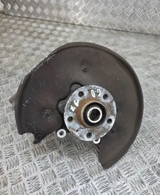 Audi A7 S7 4G Rear wheel hub 8R0505436C