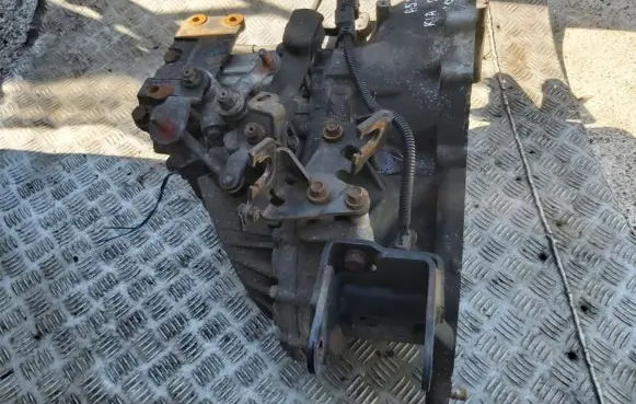 KIA Sportage Manual 5 speed gearbox s714je