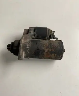 Volkswagen Golf IV Starter motor 12304