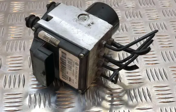Volkswagen PASSAT B6 ABS Pump 3C0614095E