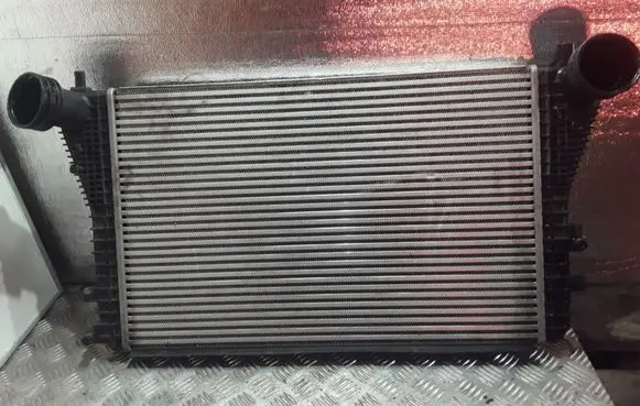 Volkswagen Golf V Intercooler radiator 1K0145928A