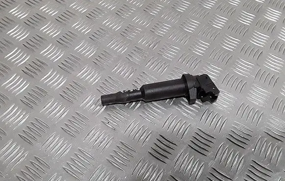 Peugeot 207 CC High voltage ignition coil v759493780 0221504470