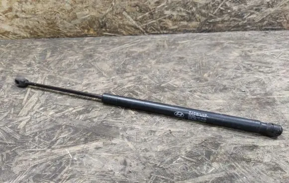 Hyundai Tucson LM Tailgate strut 817712E000
