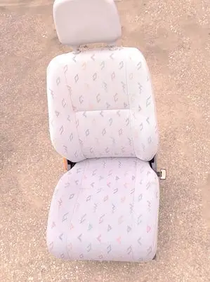 Volkswagen II LT Front passenger seat 810200138621