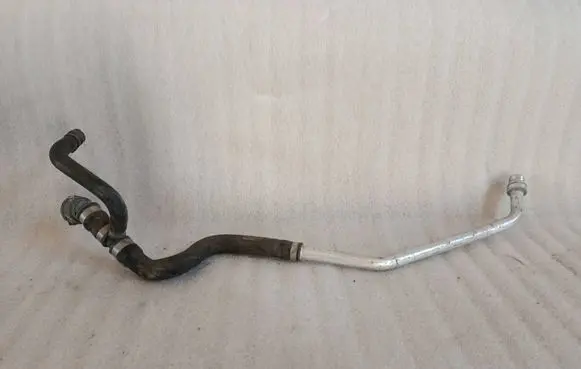 Mercedes-Benz GLE (W166 - C292) Engine coolant pipe/hose A1665009675