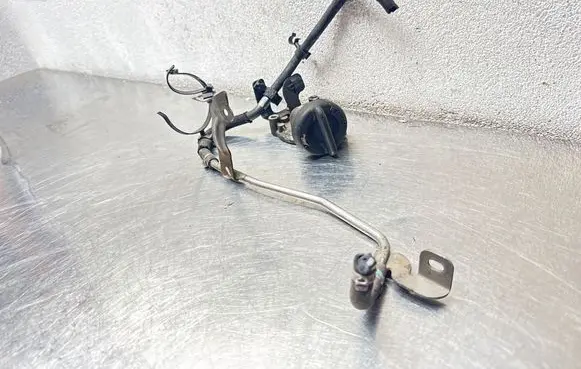 Opel Insignia A Oil fill pipe 55565946 428702815