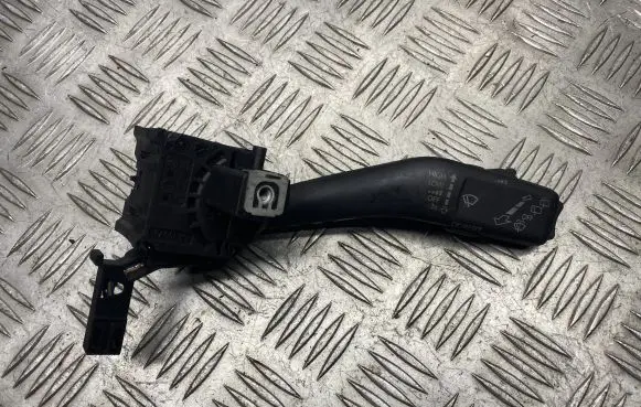 Skoda Octavia Mk2 (1Z) Wiper control stalk 1K0953519J 01203516 20351600119405
