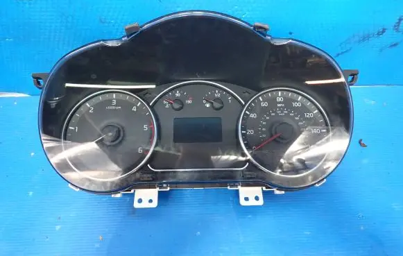 KIA Carens III Speedometer (instrument cluster) 94007-A4001
