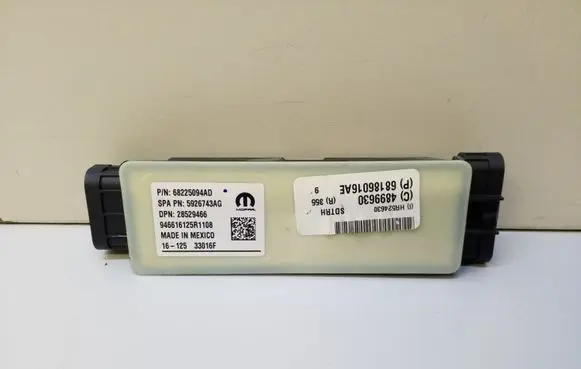 Chrysler Pacifica Sliding door control unit/module 68225094AD 68186016AE 4899630