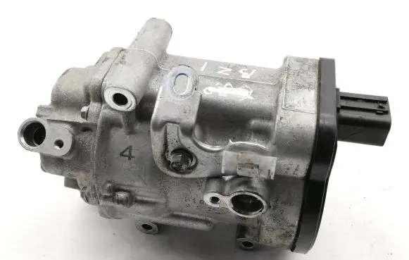 Toyota C-HR I Air conditioning (A/C) compressor (pump) 0424000370